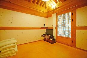 Hanok goeul