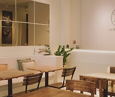 Le Macaron Boutique Hotel