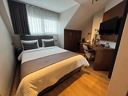 Kings Cross Hotel Istanbul