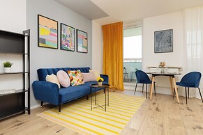 Trendy Warsaw Apartment by Renters