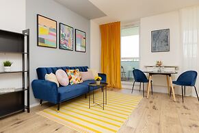 Trendy Warsaw Apartment by Renters