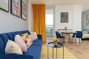 Trendy Warsaw Apartment by Renters