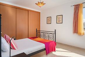 Beach House for Vacation - H2ome