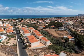 Beach House for Vacation - H2ome