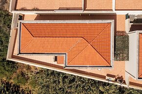 Beach House for Vacation - H2ome