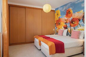 Beach House for Vacation - H2ome