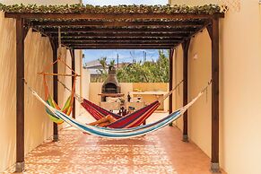 Beach House for Vacation - H2ome