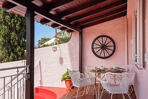 Apartment With Garden - Casa Frangipani
