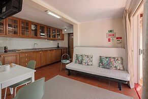 Apartment With Garden - Casa Frangipani