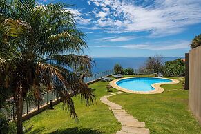 Pool and sea View - Calheta Victory View