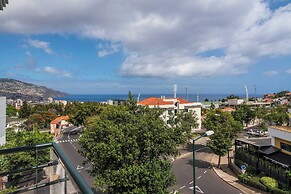 Funchal Holidays, sea View - Barreiros III