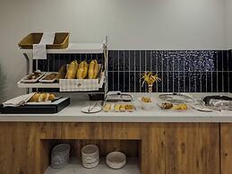 Leaf River Suites