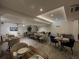 Leaf River Suites