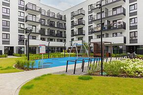 Bright & Modern Apartment by Renters