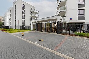 Bright & Modern Apartment by Renters