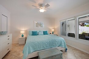 Heliconia House 2 Bedroom Villa by RedAwning