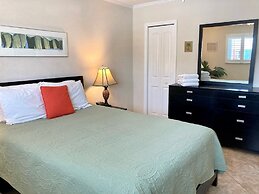 Heliconia House 2 Bedroom Villa by RedAwning