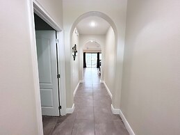 Balmoral Resort-195mcv 4 Bedroom Home by RedAwning