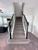 Balmoral Resort-195mcv 4 Bedroom Home by RedAwning