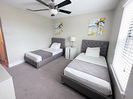 Balmoral Resort-195mcv 4 Bedroom Home by RedAwning