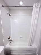 Balmoral Resort-195mcv 4 Bedroom Home by RedAwning