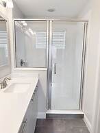 Balmoral Resort-195mcv 4 Bedroom Home by RedAwning