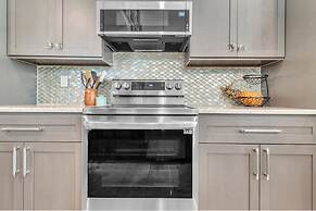 Awesome Location with Dock, Pool, Bicycles & Kayaks by RedAwning