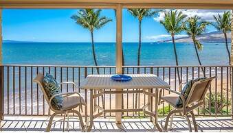 Kihei Beach #504 1 Bedroom Condo by RedAwning