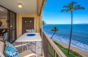 Kihei Beach #504 1 Bedroom Condo by RedAwning