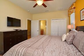 Resort Community, Large Private Pool, Free Wifi, Game Room, No Rear Ne