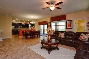 Resort Community, Large Private Pool, Free Wifi, Game Room, No Rear Ne