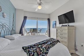 Stunning Oceanfront Condo With Resort Amenities 3 Bedroom Condo by Red