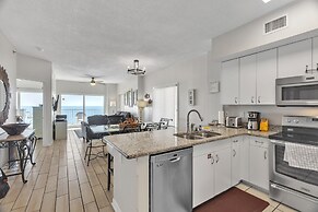 Stunning Oceanfront Condo With Resort Amenities 3 Bedroom Condo by Red