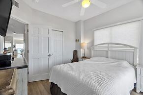 Stunning Oceanfront Condo With Resort Amenities 3 Bedroom Condo by Red