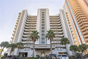 Stunning Oceanfront Condo With Resort Amenities 3 Bedroom Condo by Red