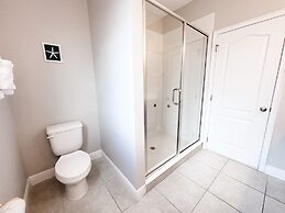 Balmoral Resort-195al 3 Bedroom Home by RedAwning