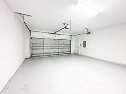 Balmoral Resort-195al 3 Bedroom Home by RedAwning