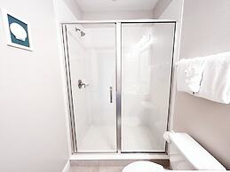 Balmoral Resort-195al 3 Bedroom Home by RedAwning