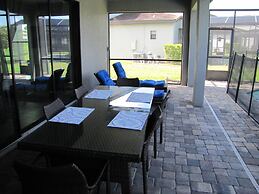 Balmoral Resort-194kb 6 Bedroom Home by RedAwning