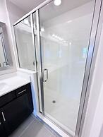 Balmoral Resort-200kb 6 Bedroom Home by RedAwning