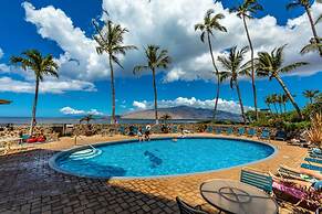 Menehune Shores #423 2 Bedroom Condo by RedAwning