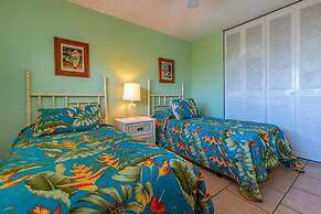Menehune Shores #423 2 Bedroom Condo by RedAwning