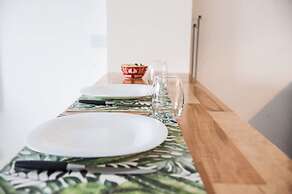 Gente del Sur - Lugones