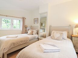 Holly Cottage