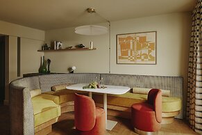 Locke Am Platz Zurich