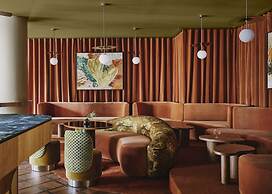 Locke Am Platz Zurich