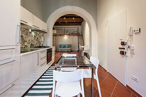 Classic Loft by Mmega