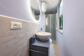 Classic Loft by Mmega