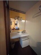 Royal Rest Motel