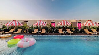 Privada Stays - Private Pools & Colorful-Chic Boutique Hotel